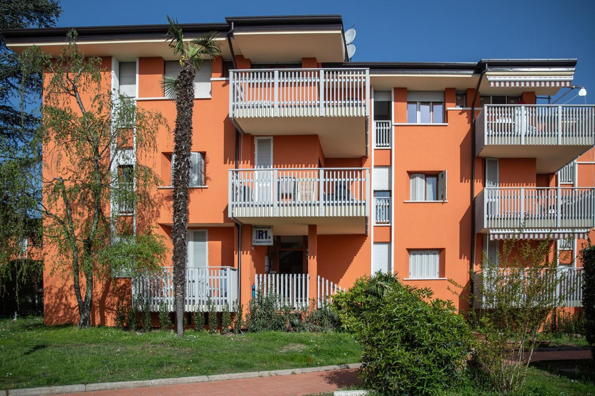 Prestige Garda Home - Ai Cappuccini เปสเคียรา เดล การ์ดา ภายนอก รูปภาพ