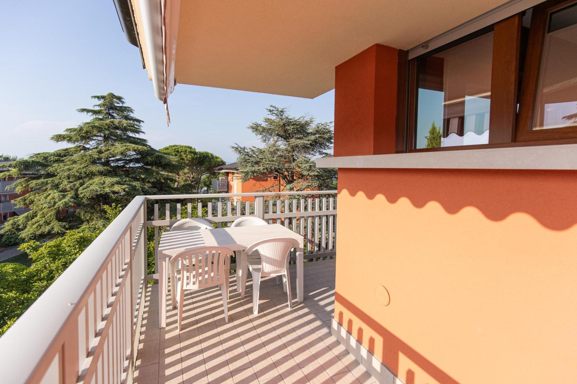 Prestige Garda Home - Ai Cappuccini เปสเคียรา เดล การ์ดา ภายนอก รูปภาพ